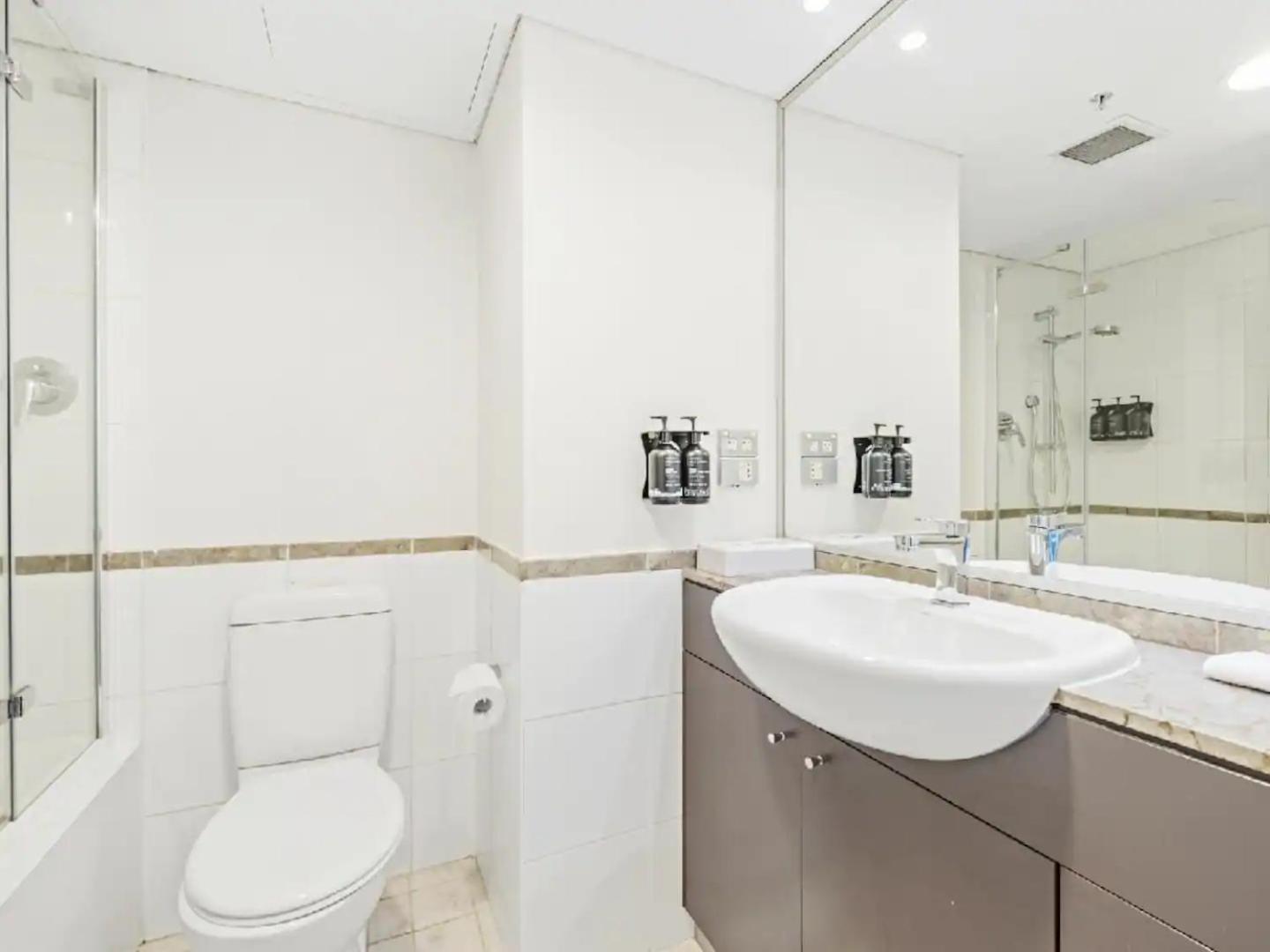 Apartment Kozyguru Cbd Amazing 1bed Nha653-1202 *